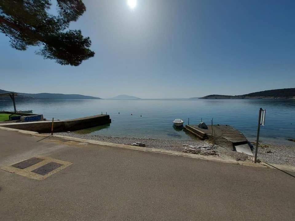 Seaside Dunka Apartment Martinšćica Esterno foto